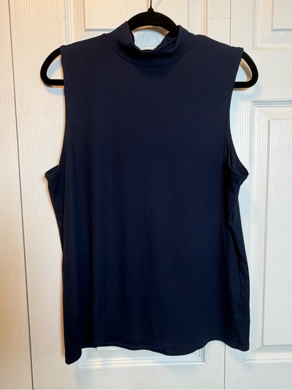 No Boundaries Navy Ribbed Mock Neck Sleeveless Top XXL 19 Stretch